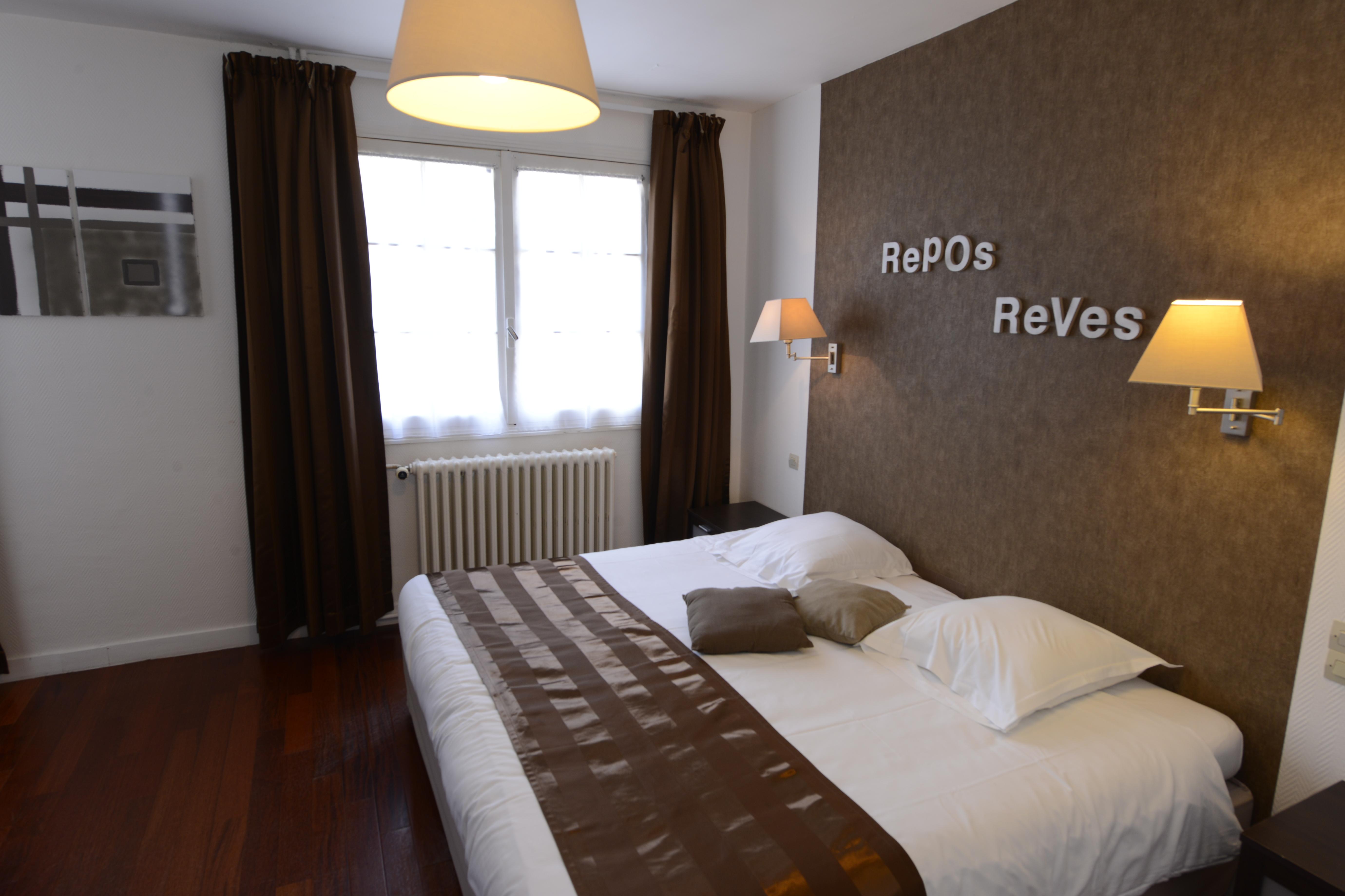 The Originals City, Hotel Le Cheval Rouge, Tours Ouest Villandry Exterior foto